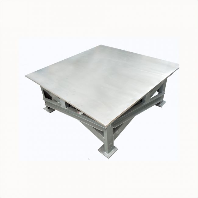 不銹鋼重型鋼桌